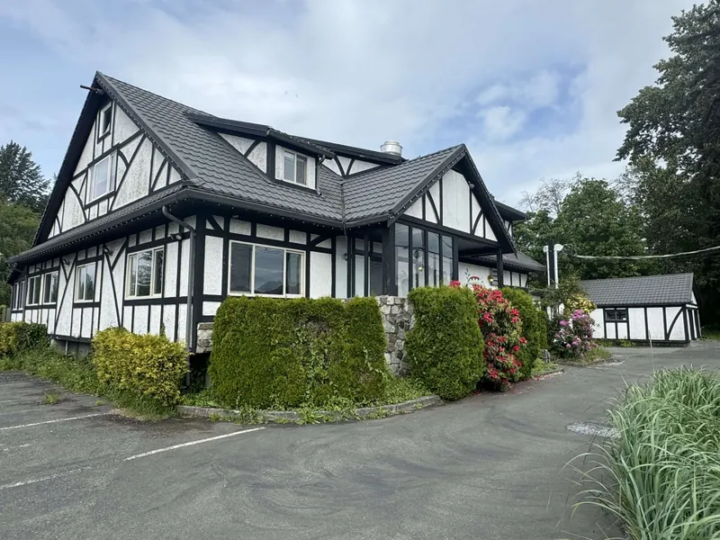 Heritage House Pub website